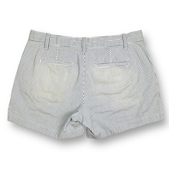 GAP Railroad Stripe City Short Mid-Rise Chinos Blue & White Size 4 (EUC) - Picture 7 of 13
